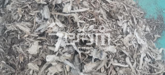 岷县药材市场42.5元/kg谈妥验货的当归全归片